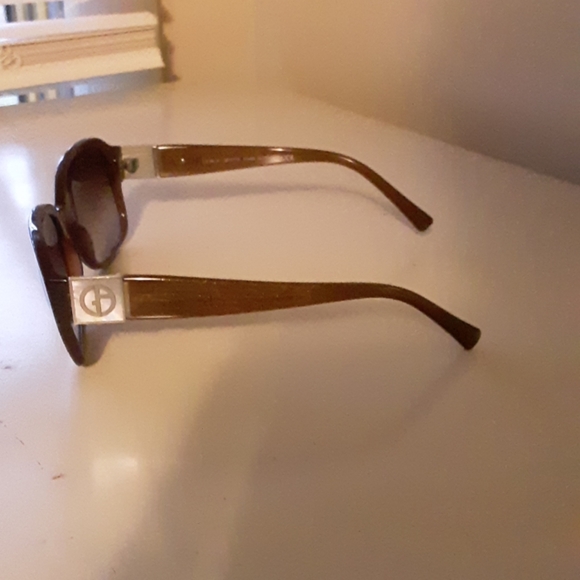 Sunglasses - Picture 2 of 4